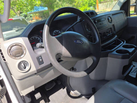2011 Ford E-Series E-250