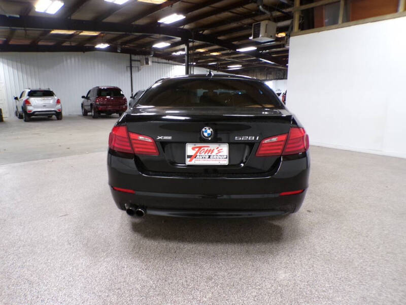 2013 BMW 5 Series 528i xDrive