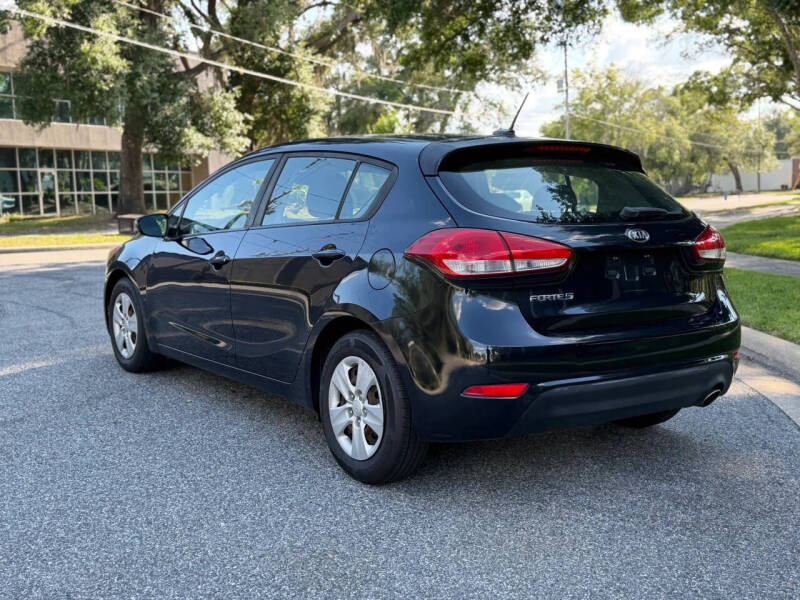 2018 Kia Forte5 LX