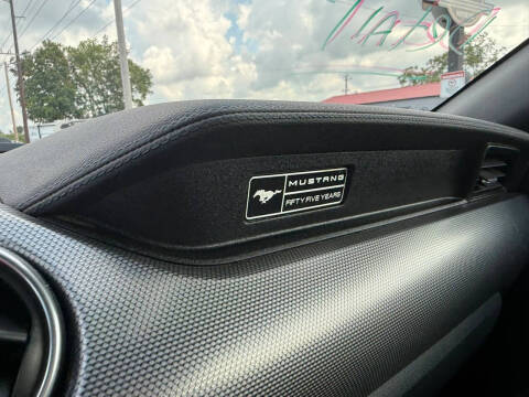2020 Ford Mustang
