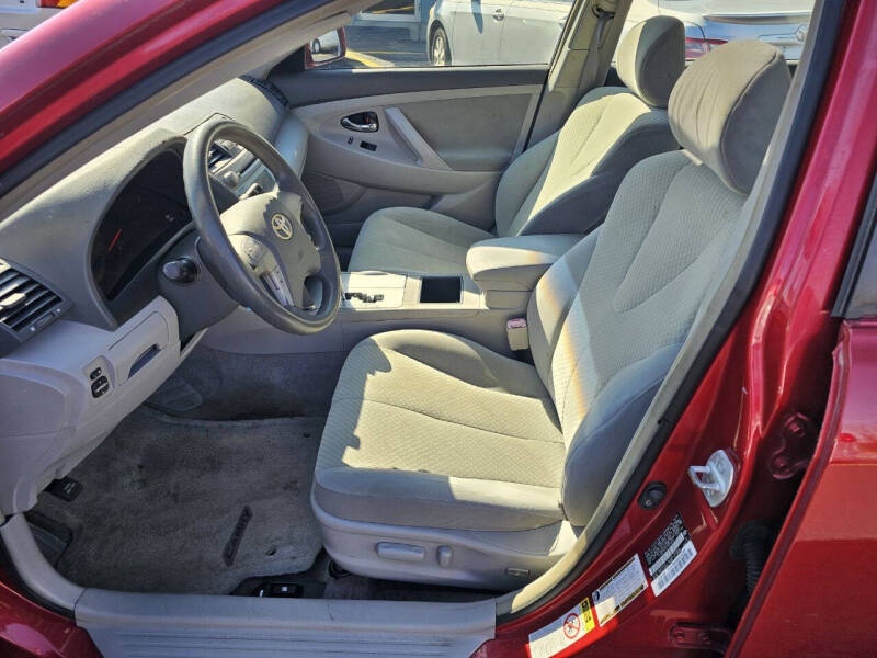 2007 Toyota Camry LE photo 12