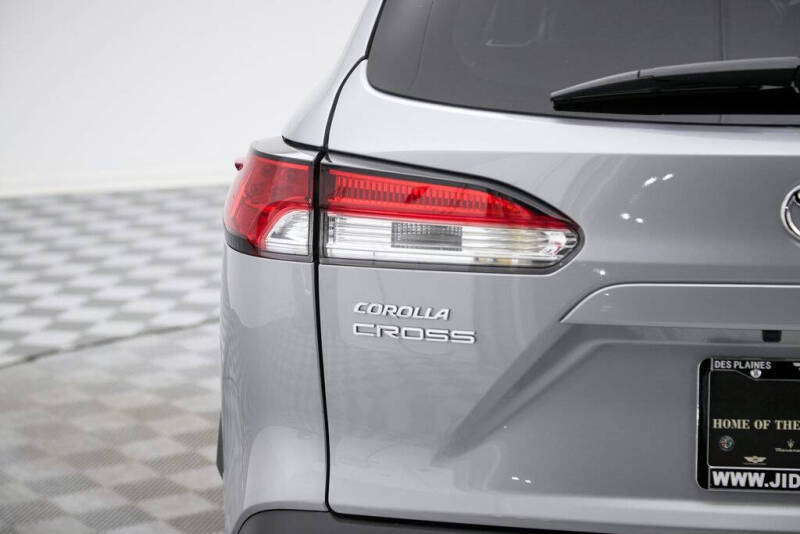 2025 Toyota Corolla Cross LE