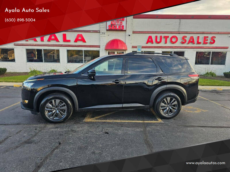 2022 Nissan Pathfinder SV