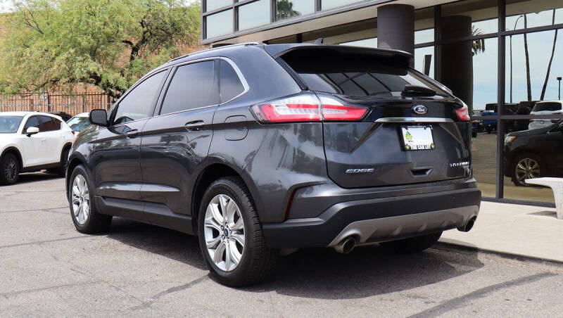 2020 Ford Edge Titanium