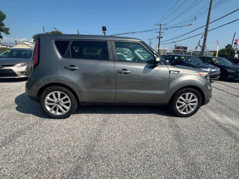 2018 Kia Soul +
