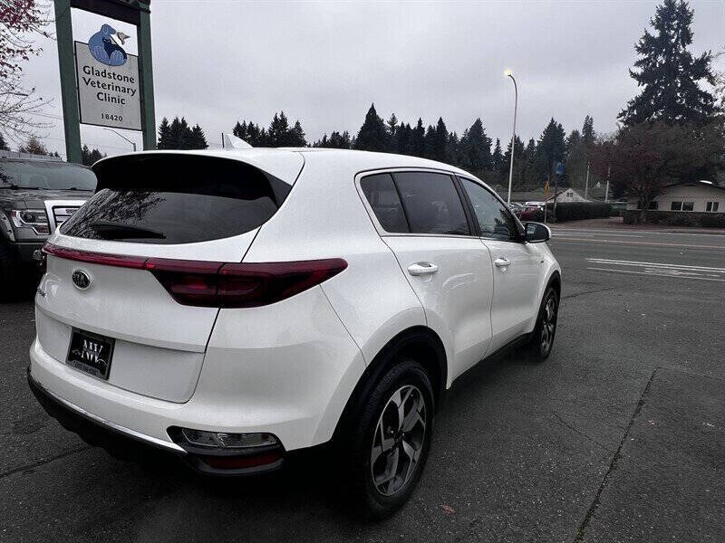 2022 Kia Sportage LX