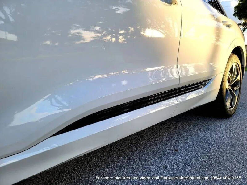 2021 Audi e-tron quattro Premium Plus