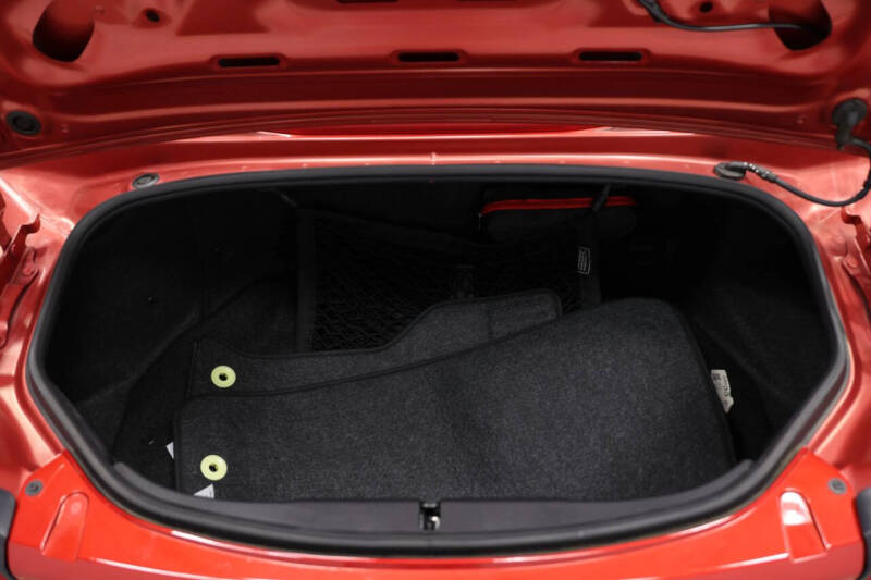 2016 Mazda MX-5 Miata Club