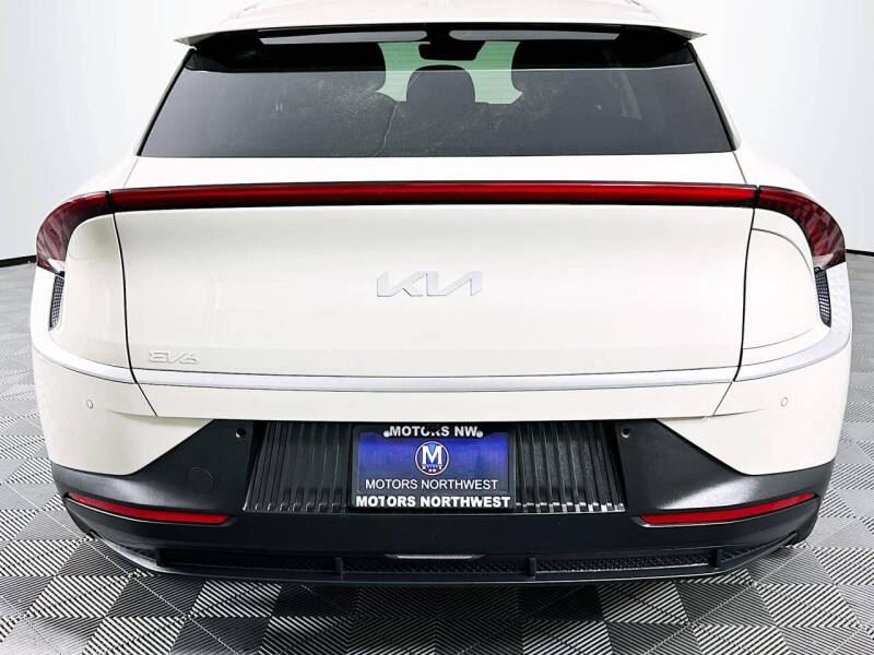 2024 Kia EV6 Light