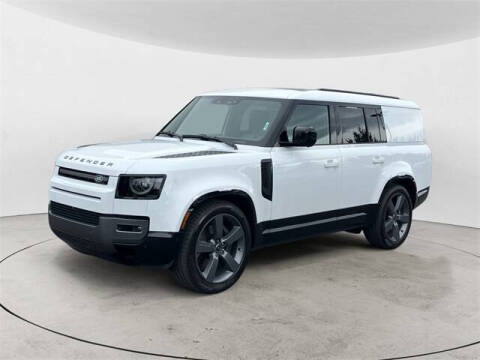 2024 Land Rover Defender 130 P400 Outbound