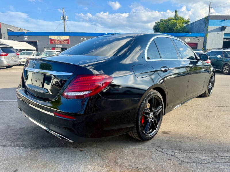 2019 Mercedes-Benz E-Class E 300