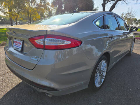 2015 Ford Fusion SE