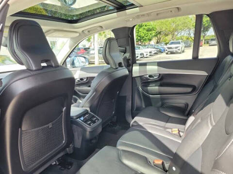 2023 Volvo XC90 B5 Core