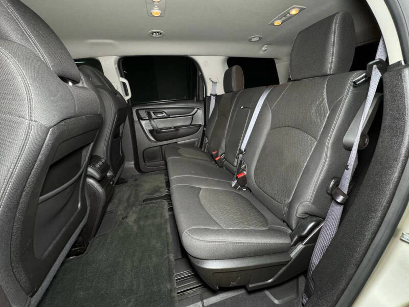 2013 GMC Acadia SLE-1