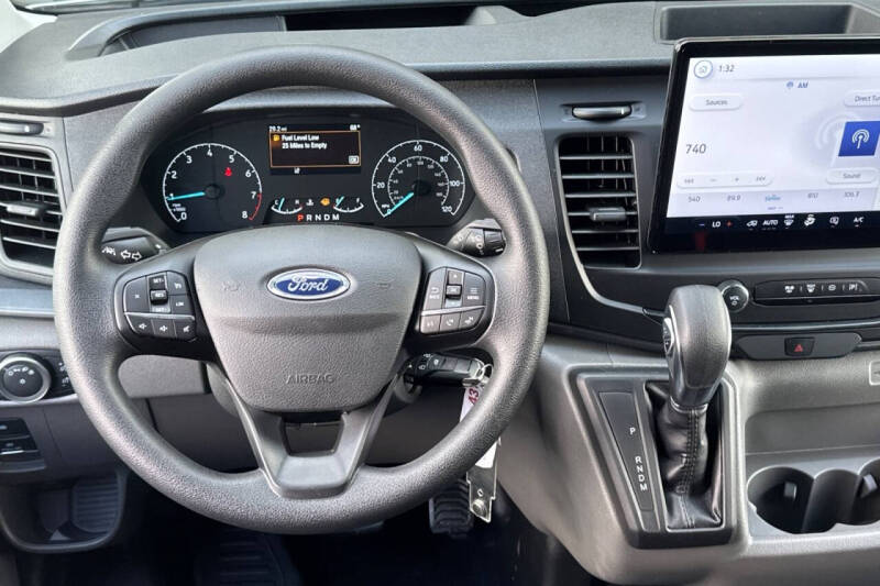 2025 Ford Transit