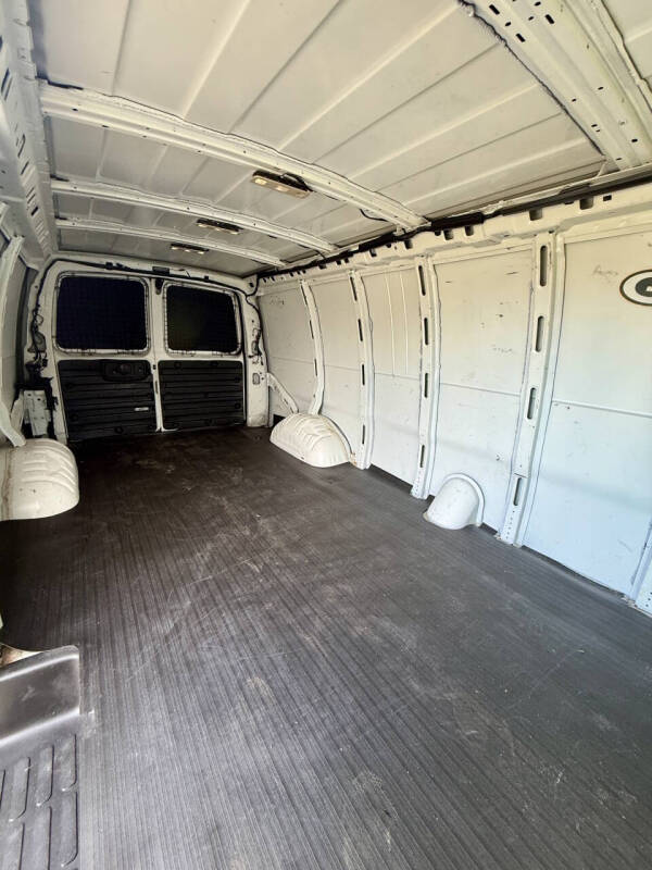 2020 Chevrolet Express 2500