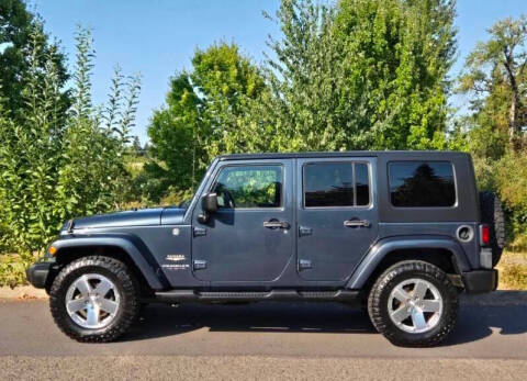 2008 Jeep Wrangler Unlimited for sale at CLEAR CHOICE AUTOMOTIVE in Milwaukie OR