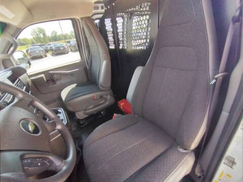 2023 Chevrolet Express 2500