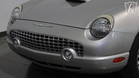 2004 Ford Thunderbird Deluxe