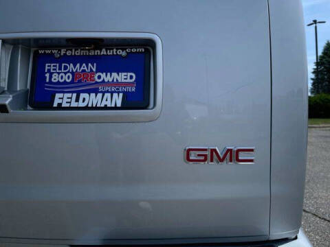 2025 GMC Savana 2500
