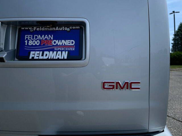 2025 GMC Savana 2500