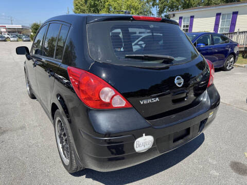 2009 Nissan Versa 1.8 S