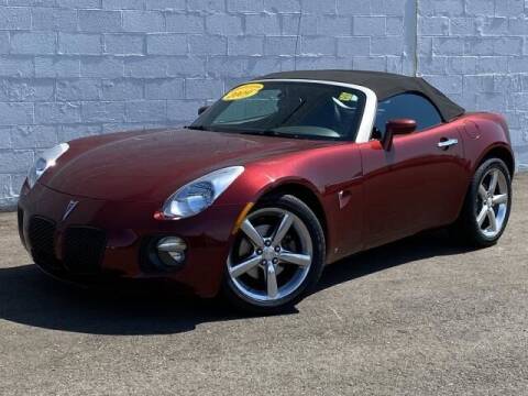 2009 Pontiac Solstice for sale at TEAM ONE CHEVROLET BUICK GMC in Charlotte MI