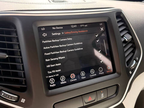 2022 Jeep Cherokee Latitude Lux