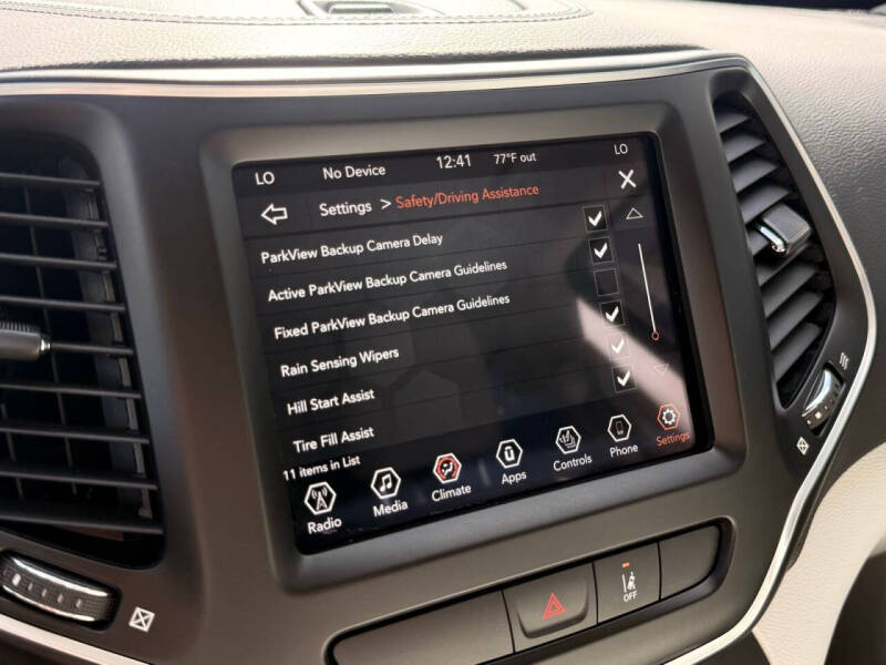 2022 Jeep Cherokee Latitude Lux