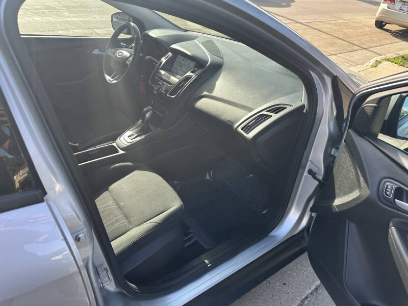 2017 Ford Focus SEL