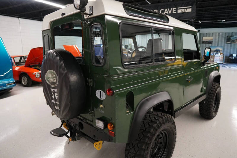 2000 Land Rover Defender