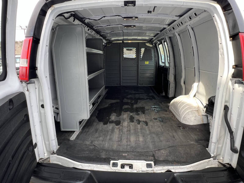 2016 GMC Savana 2500