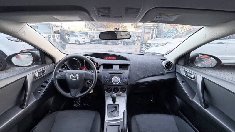 2010 Mazda MAZDA3 i Sport