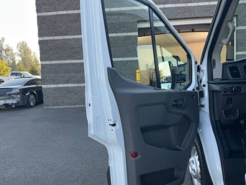 2025 Ford Transit 350