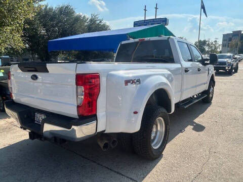 2021 Ford F-350 Super Duty Lariat