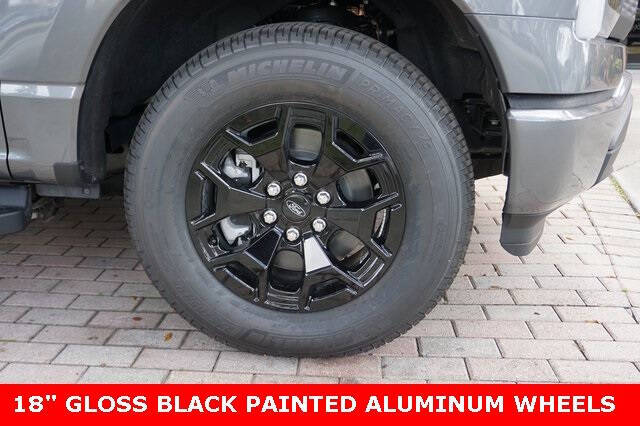 2025 Ford F-150 Lightning XLT