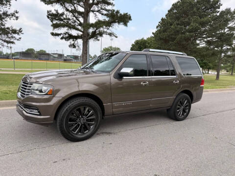 2016 Lincoln Navigator Select