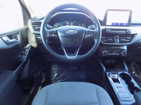 2020 Ford Escape SE