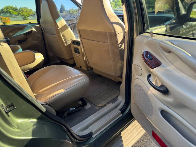 2001 Ford Expedition Eddie Bauer