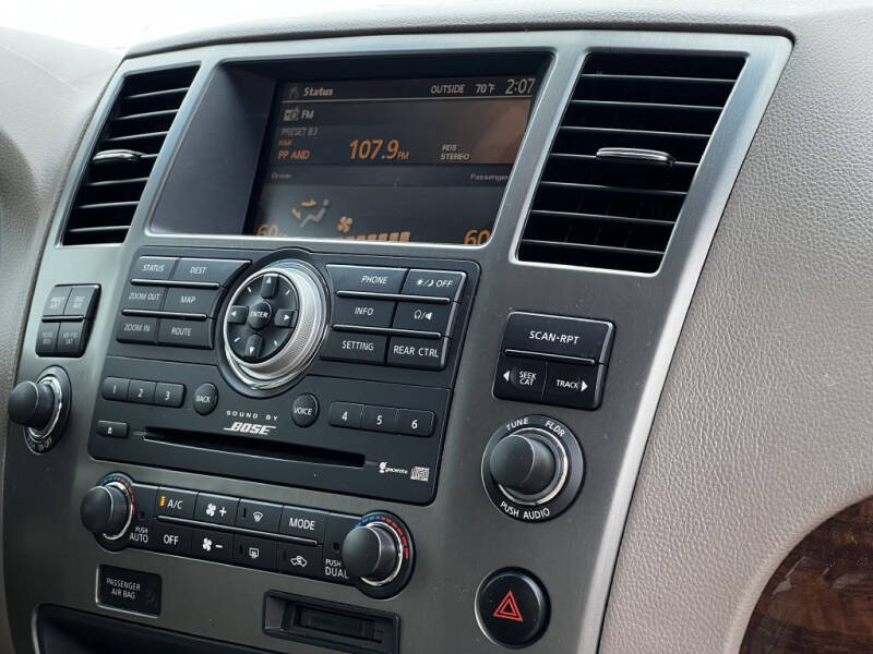 2011 Nissan Armada SV