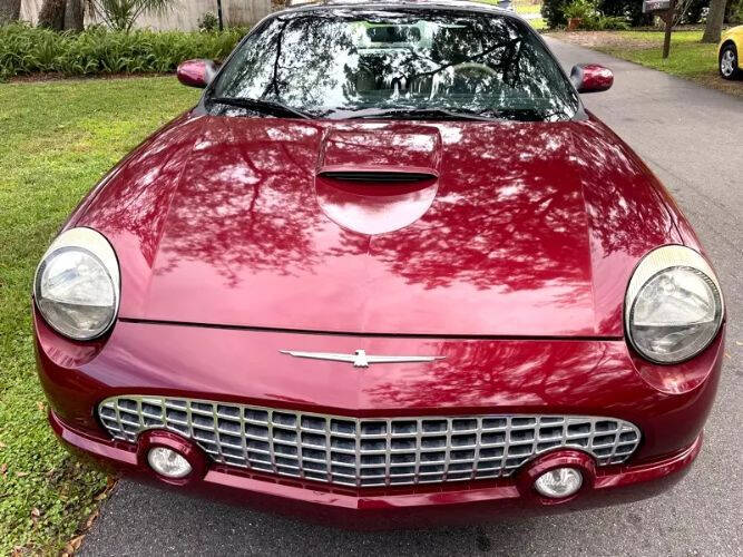 2004 Ford Thunderbird Deluxe