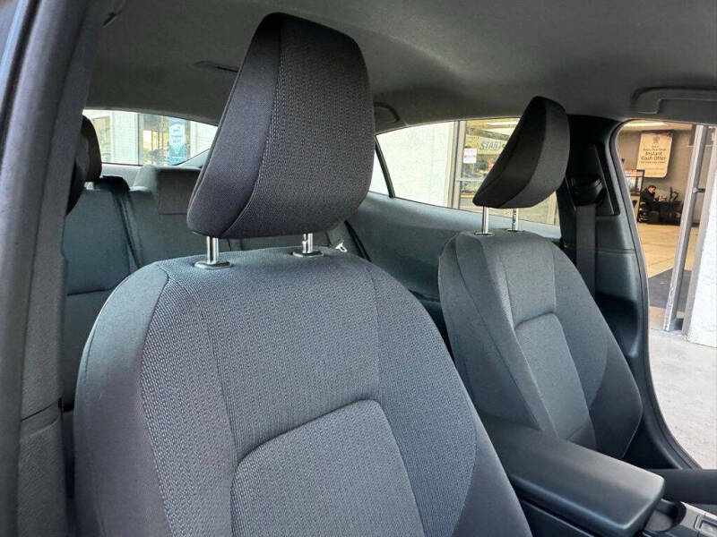 2024 Toyota Prius LE