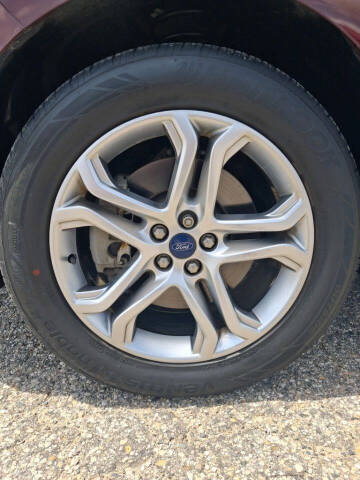 2017 Ford Edge Titanium