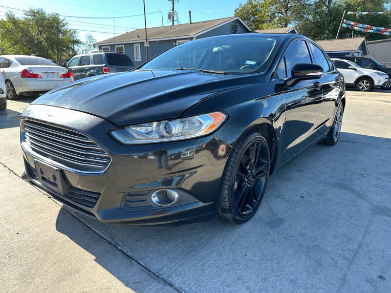 2014 Ford Fusion SE photo 3