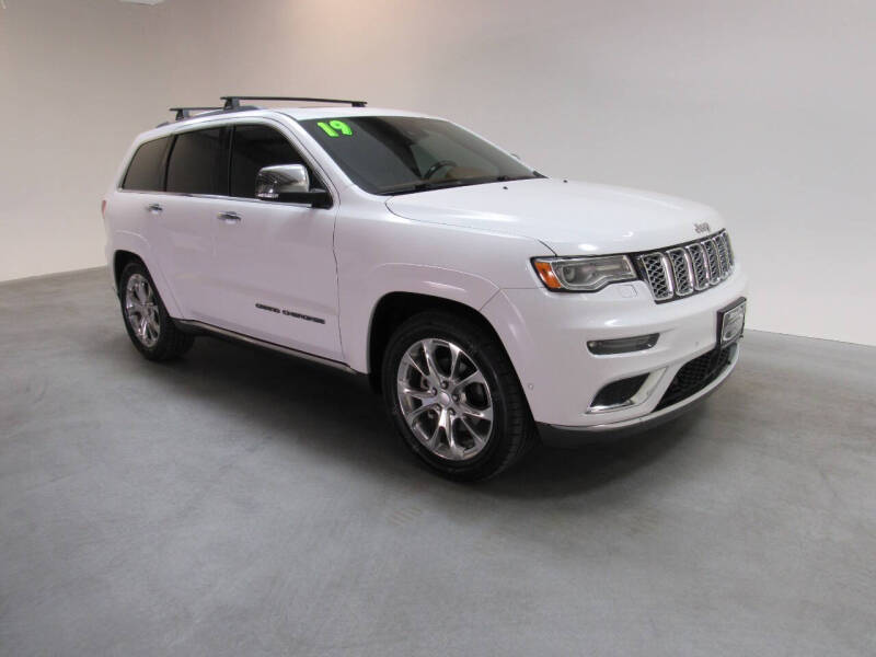 2019 Jeep Grand Cherokee Summit