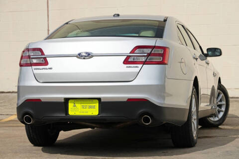 2015 Ford Taurus
