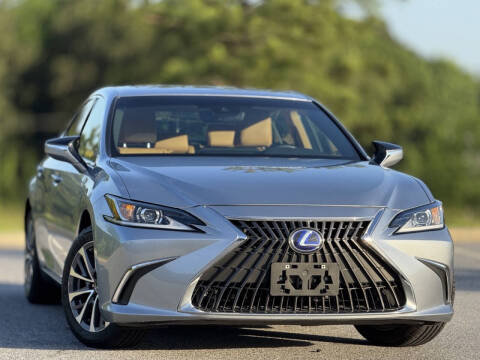 2022 Lexus ES 300h