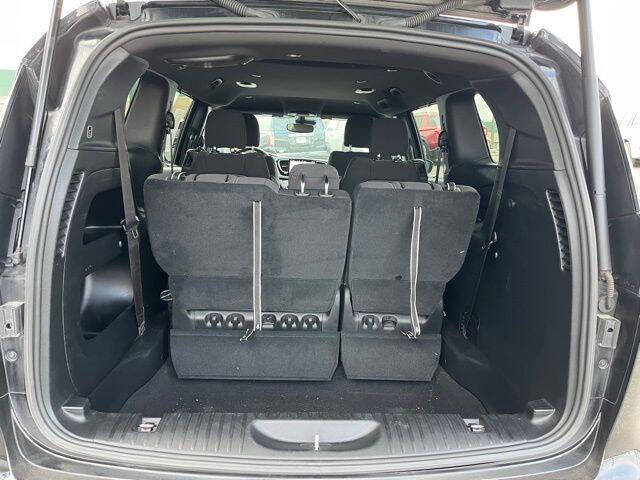 2022 Chrysler Pacifica Touring