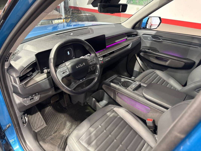 2024 Kia EV9 Land