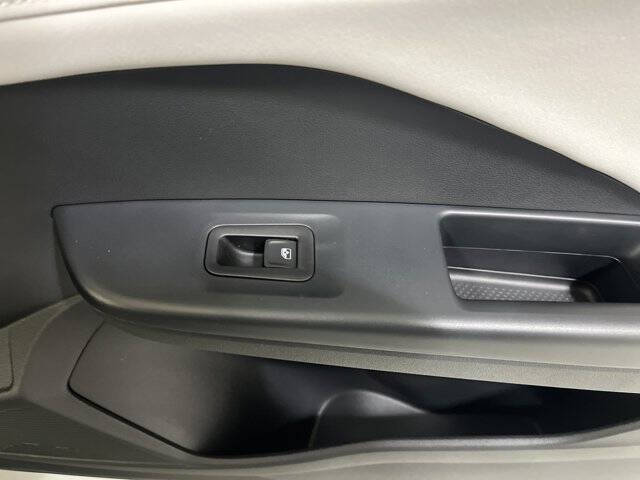 2026 Volkswagen Taos SE 4Motion